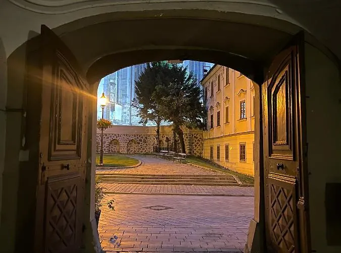 Csaky Palace Apartman