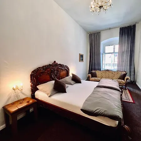 Csaky Palace * Bratislava